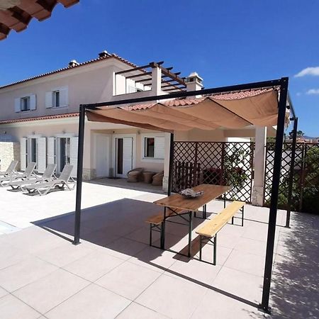 Spacious House In Aldeia Dos Pinheiros With Pool アゼイタオン エクステリア 写真